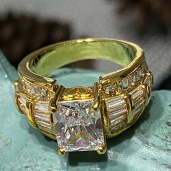 18k Gold Filled Engagement Ring With Clear CZ Size 7,10