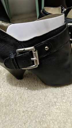 Size 9 5 michael kors leather booties