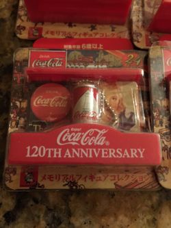 Japan 120th Coca Cola collectors keychain
