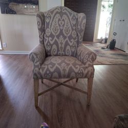 2 Wingback Side Chairs
