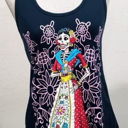 Tank size Woman's Large runs slightly small