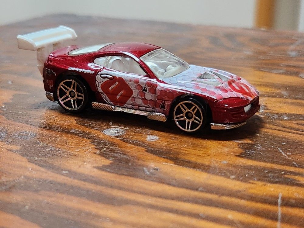 Hot Wheels Super Tsunami