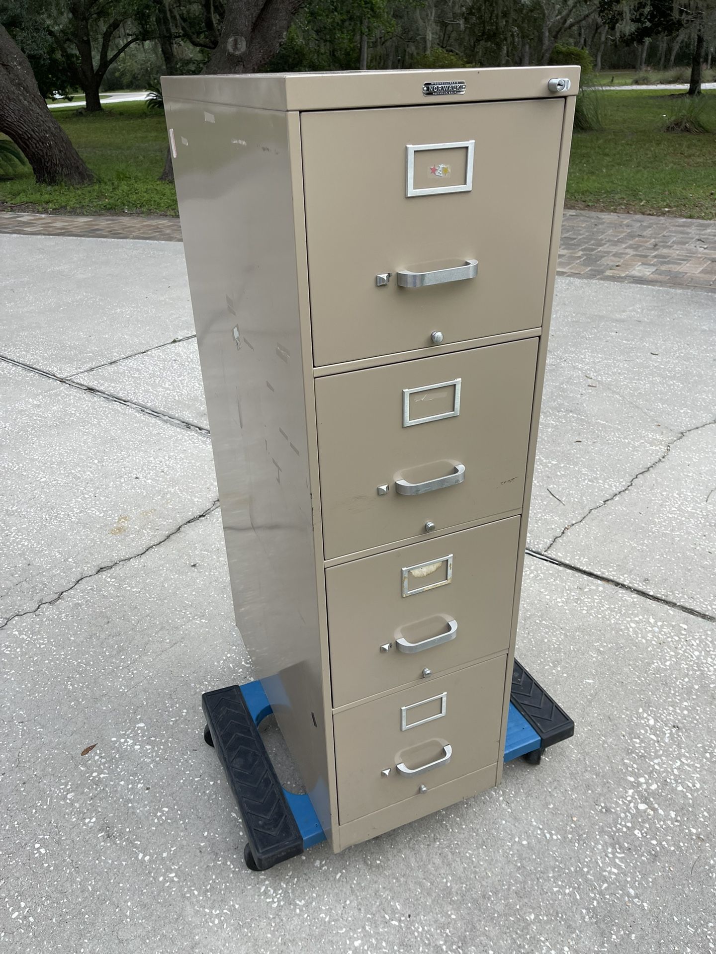 McDowell Craig Norwalk 4 drawer File Cabinet