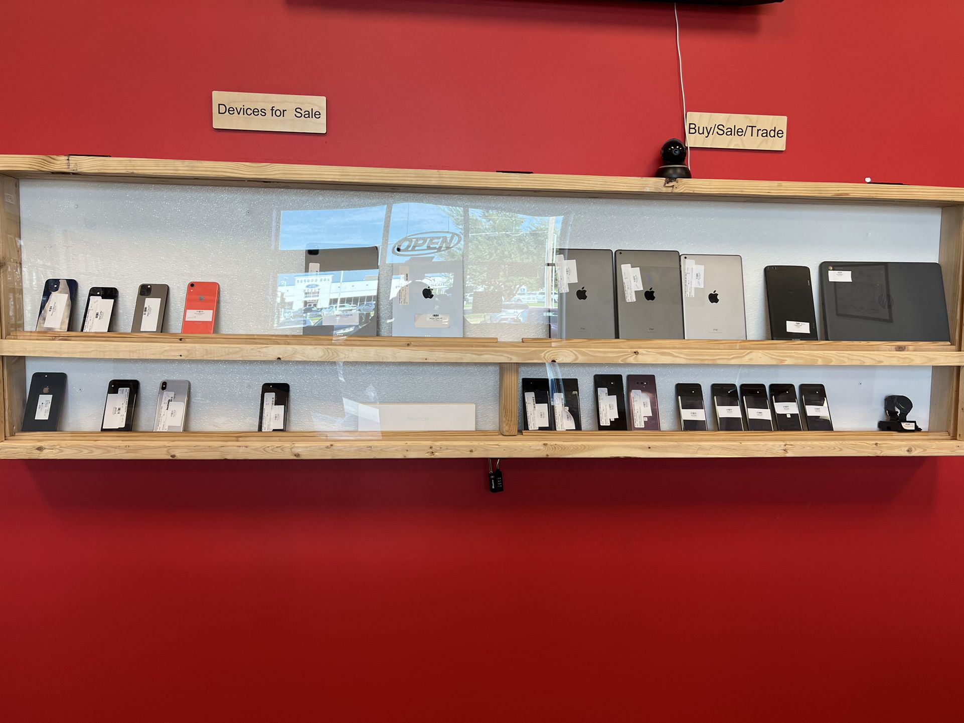 iPhones, iPads, Apple Watch And Samsung Devices  