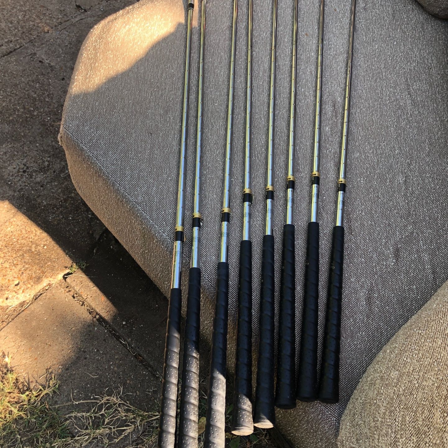 Lynx Black Cat CST-1 RH 8 Pcs Golf Irons Set S-Flex for Sale in