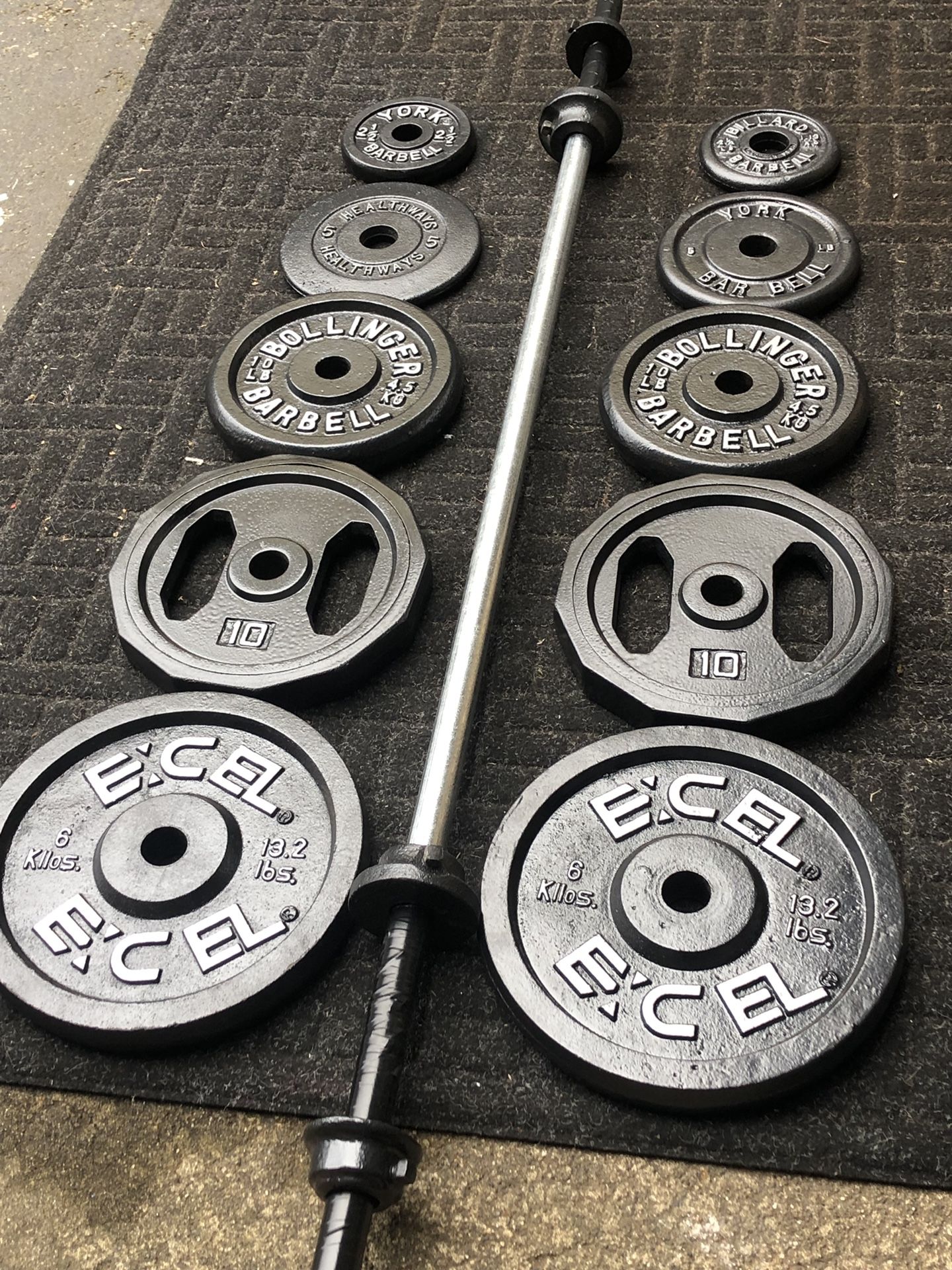 Standard weight set for Sale in WA OfferUp