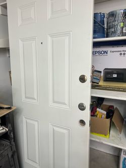 Front door/can also be used for back door