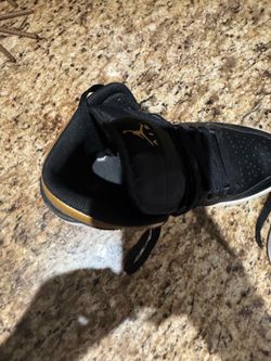 Men’s shoes
