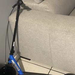 Razor Scooter Blue 