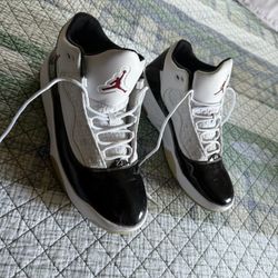 Jordan Max Aura 2 (White Black Gym Red)