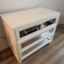 Z Gallerie White Mirror Dresser - 3 Drawers 