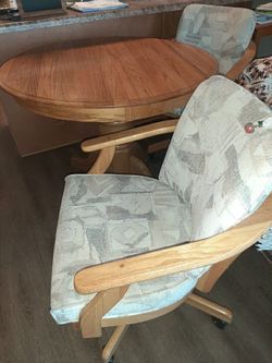 Oak Dinette with 4 chairs
