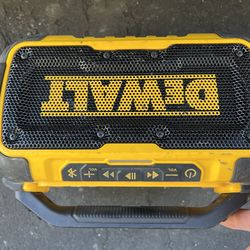 Dewalt radio