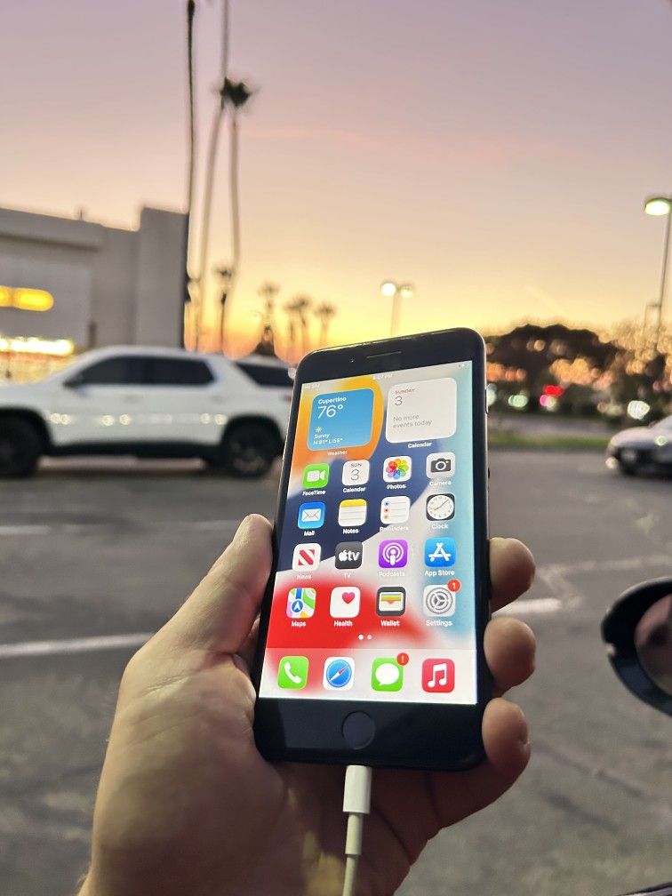 iPhone 7 Plus Unlocked 32gb