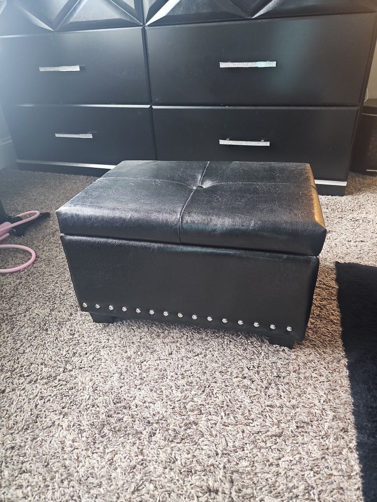 MUST GO! MAKE OFFER! NEW Black PU Leather OTTOMAN Storage 