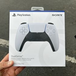 Brand New never even opened ps5 controller ( $76 bucks in store after tax)