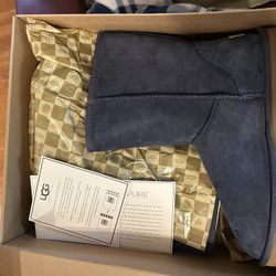 Navy Blue Women’s UGG Boots – Size 10 (Brand New w/ Authenticity Certificates)