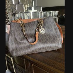 Micheal Kors Bag 