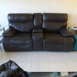 Havertys Power Reclining Top Grain Leather Loveseat With Console