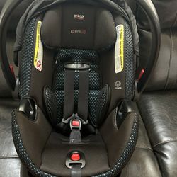 Britax Infant Car Seat w/base