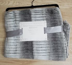 NEW Gray Stripe 50" x 60" Luxury Faux Fur Throw