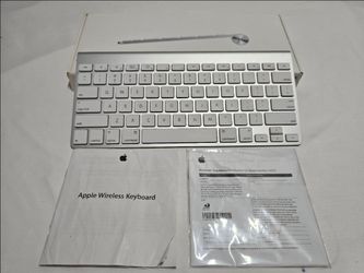 Genuine Apple Wireless Keyboard A1314 MC184LL/B