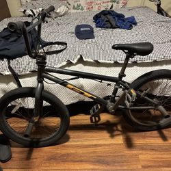  GT Vertigo. 20 Inch. Complete Haro Backtrail Come Nyquist 20inch Freestyle 