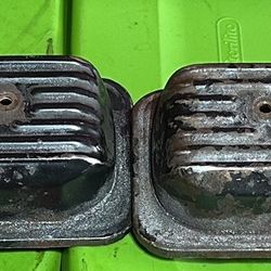 Chevy Center Bolt Valve Covers