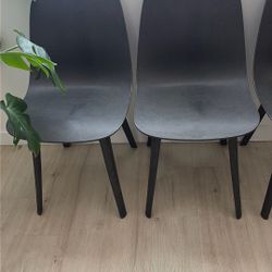 Odger Chair