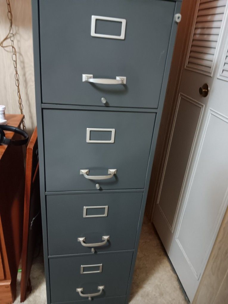 File Cabinet  Metal Deep 4 drawers