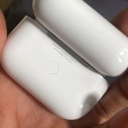 Apple AirPods