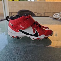 Nike Trout Baseball Cleats Size 4Y