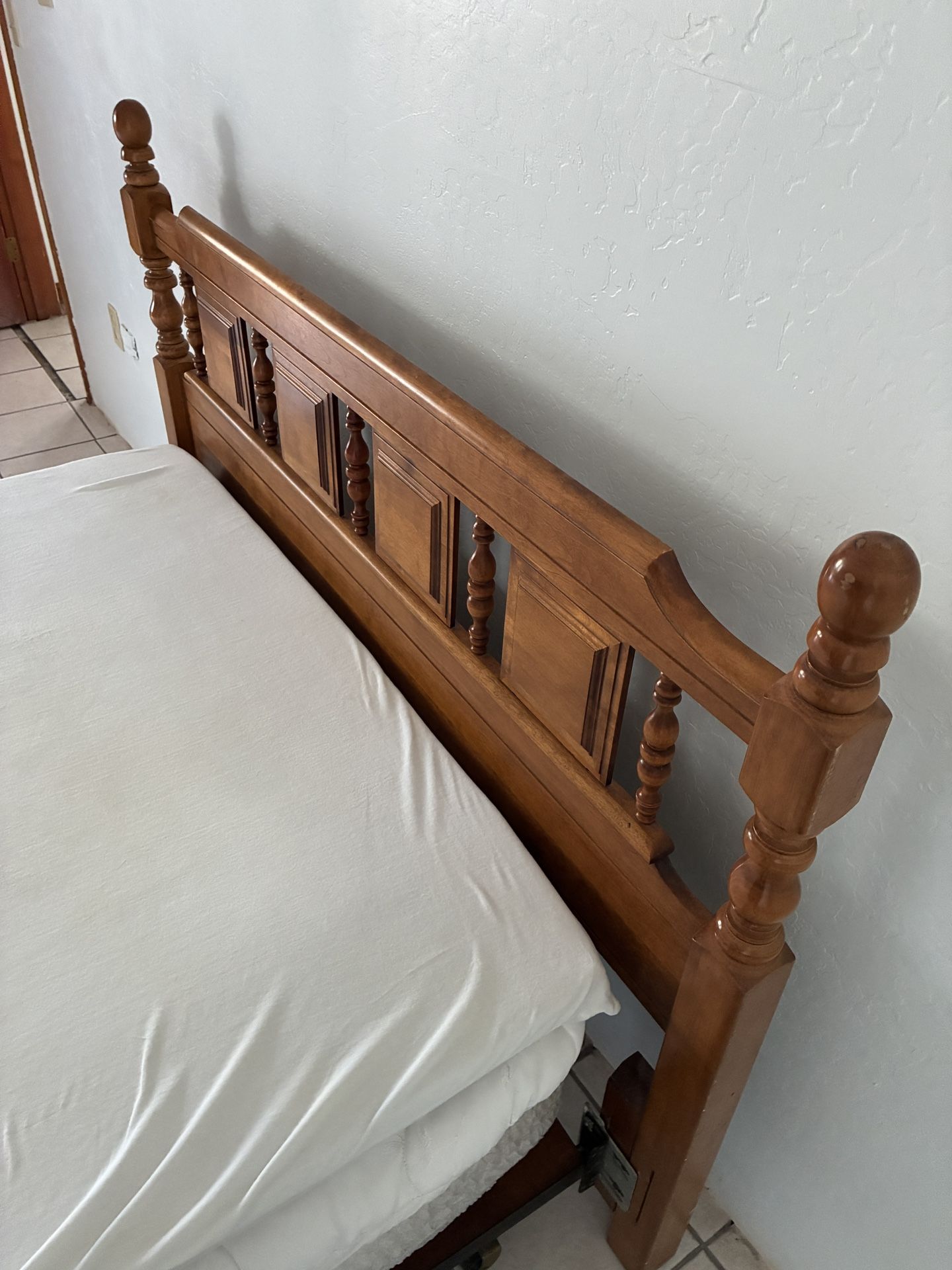 Wood Bed Frame & Mattress