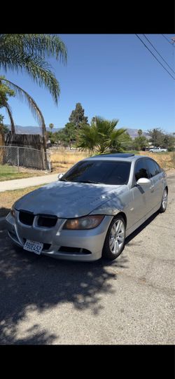 2006 BMW 325i