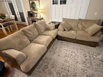 Beige 2 piece Couch set