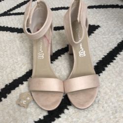 Ideal Shoes Beige/Blush/Light Pink 8.5 Heel Sandals