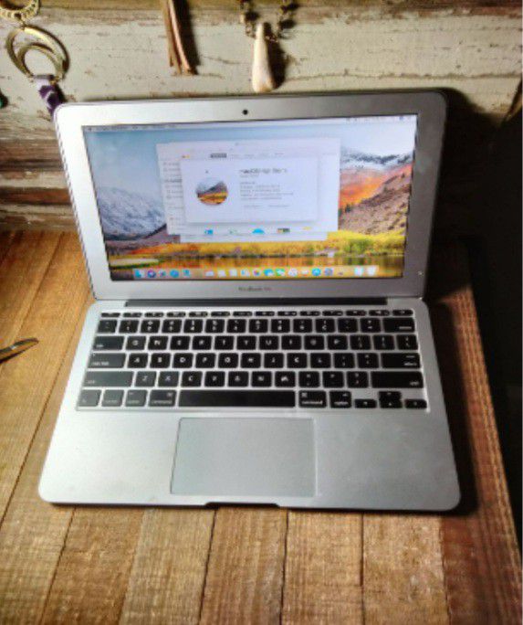 MacBook Air 7,1 2015