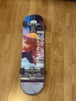 Skateboard Good Condition size 8.0