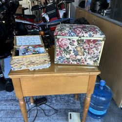 Singer Sewing Machine