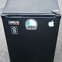 Compact Refrigerator