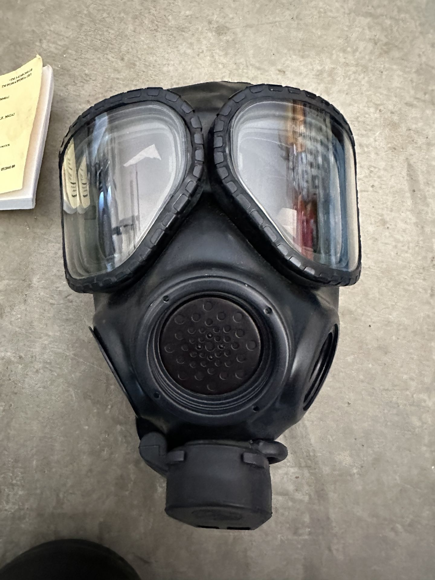 Gas Mask M40.