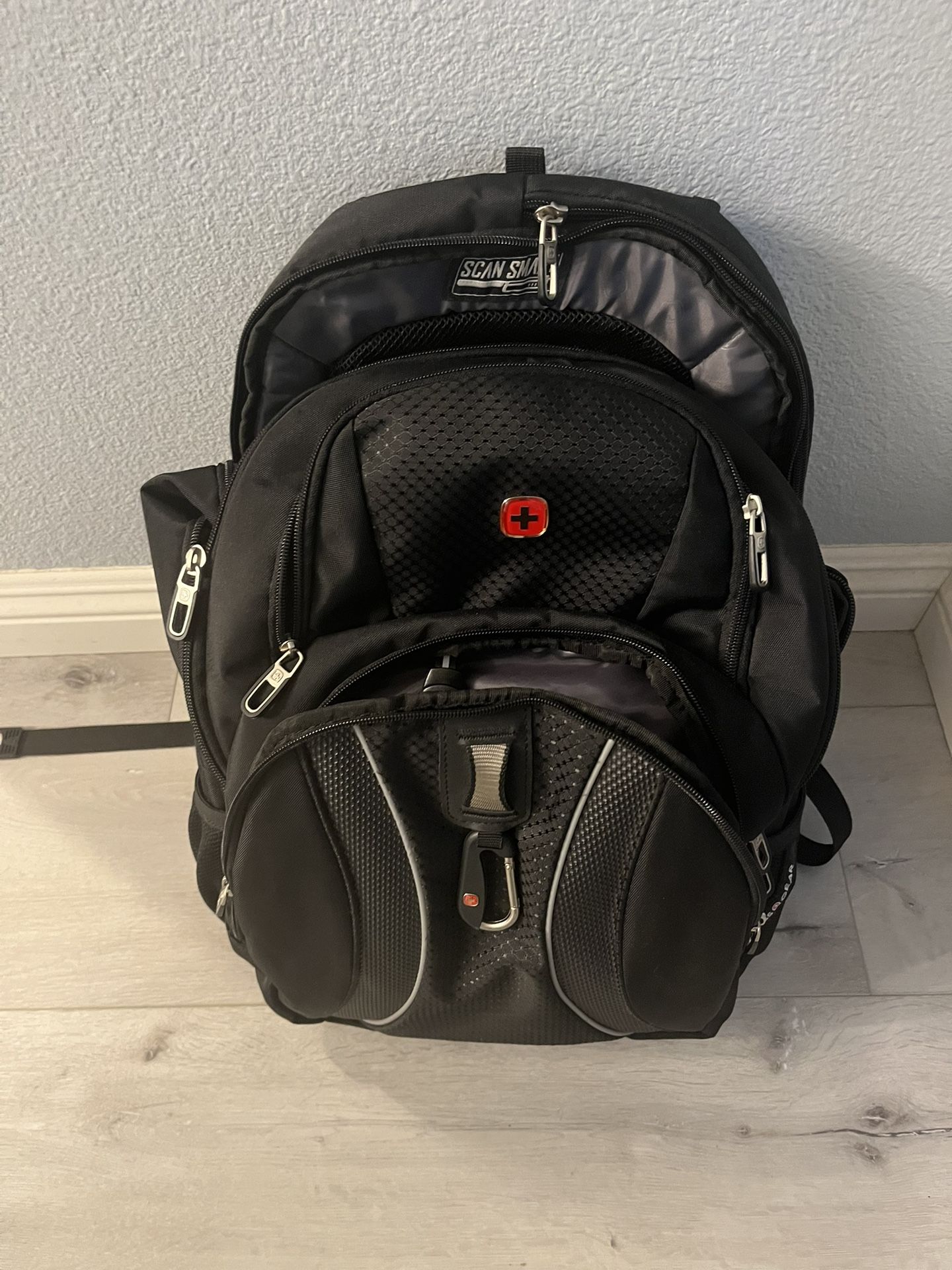 SwissGear Scan Smart Backpack
