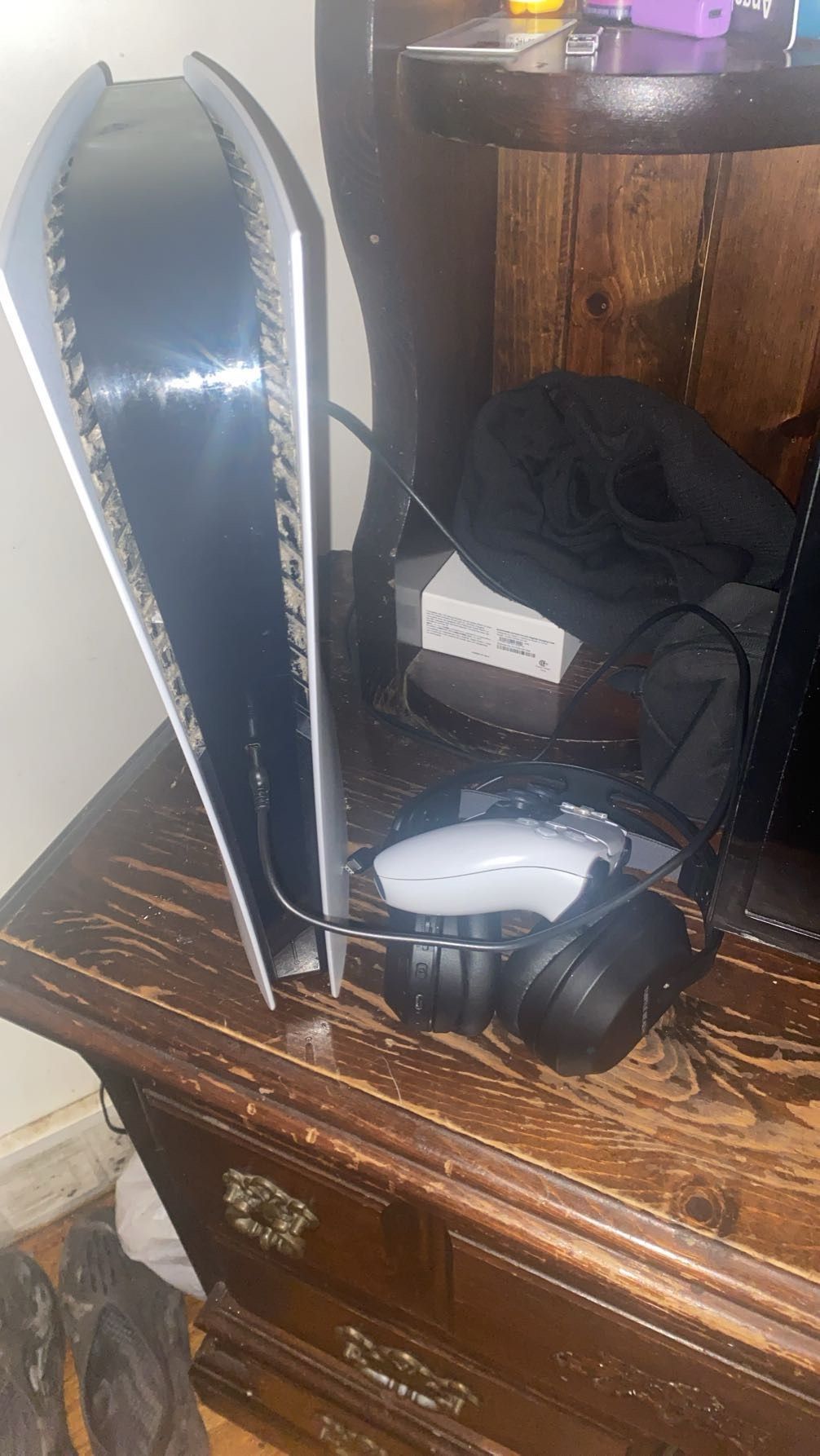 PS5 1 Controller , 2 Games , Wireless HEADSET