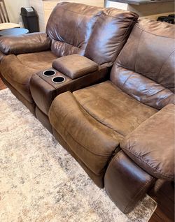 Recliner Couch with cup holders