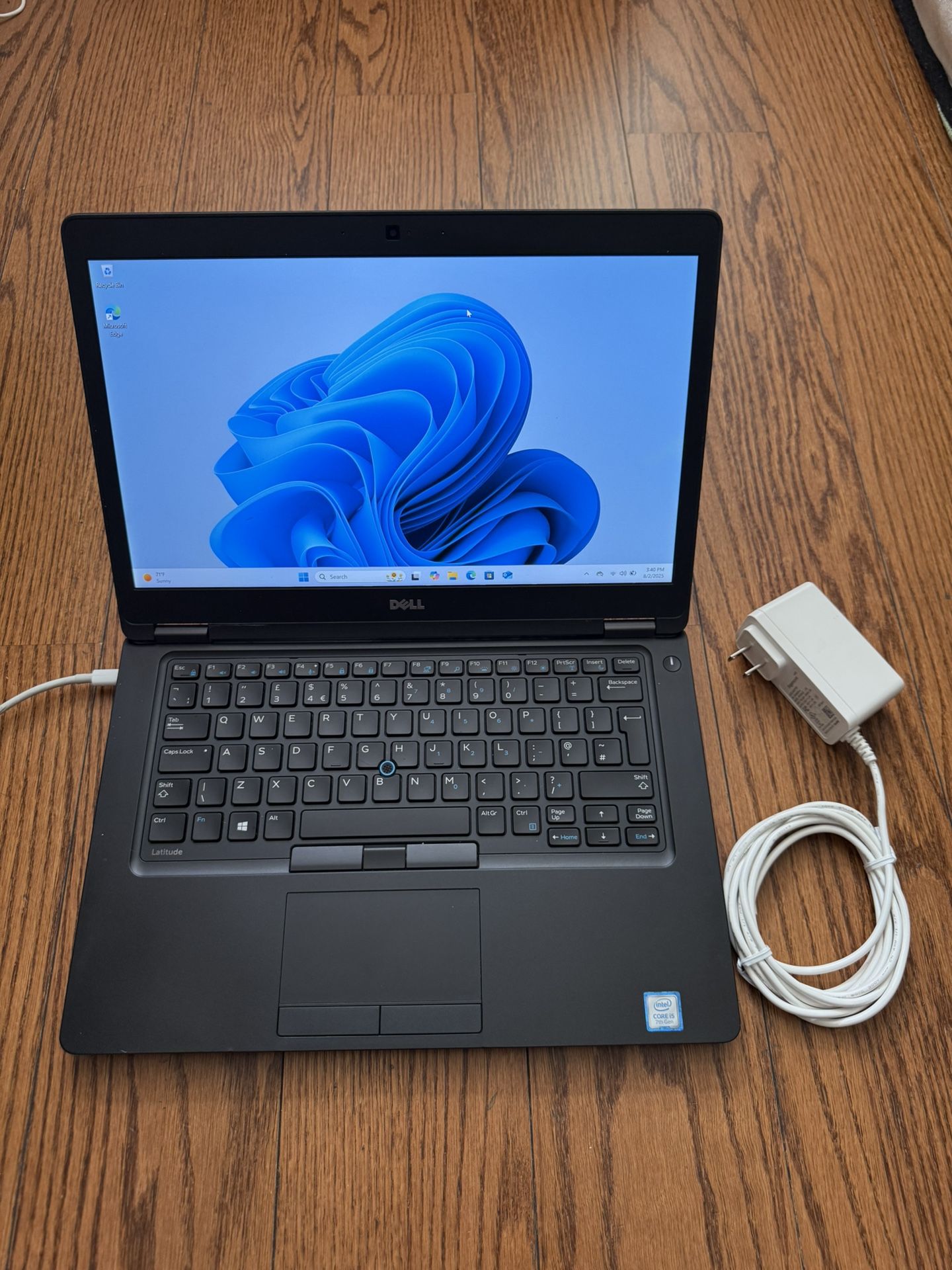 Dell Laptop Dell Latitude 5480/8GB RAM/256GB SSD/Windows 11/Fully Finctional/USB-C charger