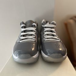 Jordan 11 Low “Cool Grey”
