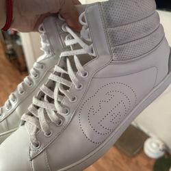 GUCCI ALL WHITE SHOES SIZE 10