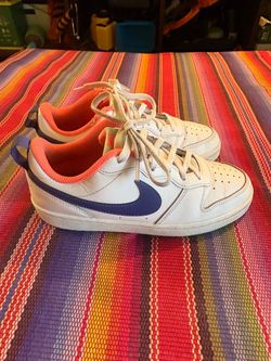 5 1/2 youth The Nike Court Borough Low 2 GS  5 1/2 youth