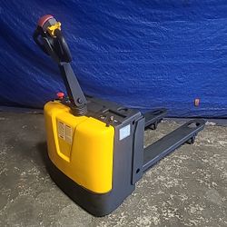2020 Global Industrial Electric Pallet Jack RA15W