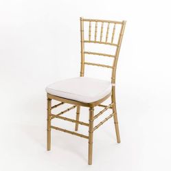 Chairs for r,e,n, t